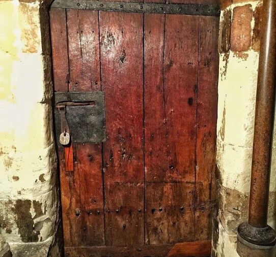 The oldest door in Britain from the year 1050, which can be found in Westminster Abbey